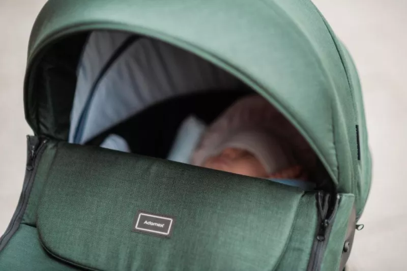 Почему младенцы на улице спят лучше, чем дома?